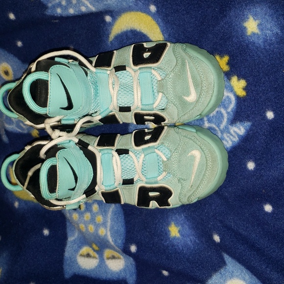 Kids Nike Uptempo Sneakers - Picture 6 of 6